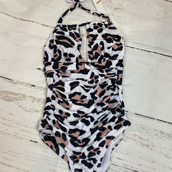 5 for $20 Animal print one piece - Picture 3 of 6